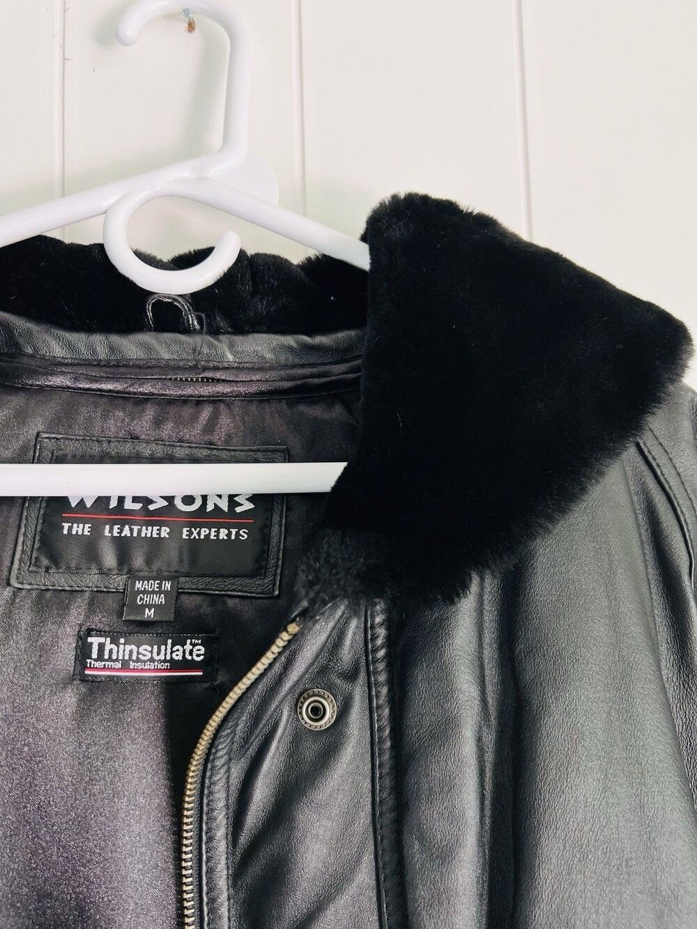 Wilsons Leather Thinsulate Insulated Black Fur Hooded Coat Jacket Womens Medium
